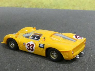 1/87 Brekina Ferrari 330 P3, Daytona, 1967, #33, W.Mairesse/J.Blaton, 22908